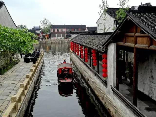 七彩虹发布龙年限定板卡“甲辰智龙”:中国风拉满